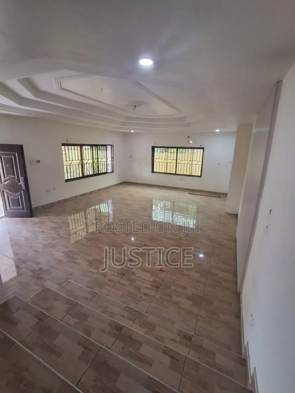 5bdrm House in West Legon, Police Station for rent