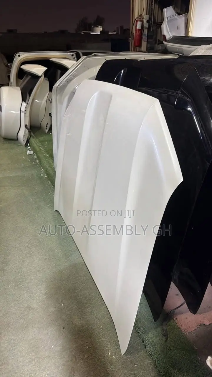 Toyota Land Cruiser 300 Bonnet Original, 2022-2026