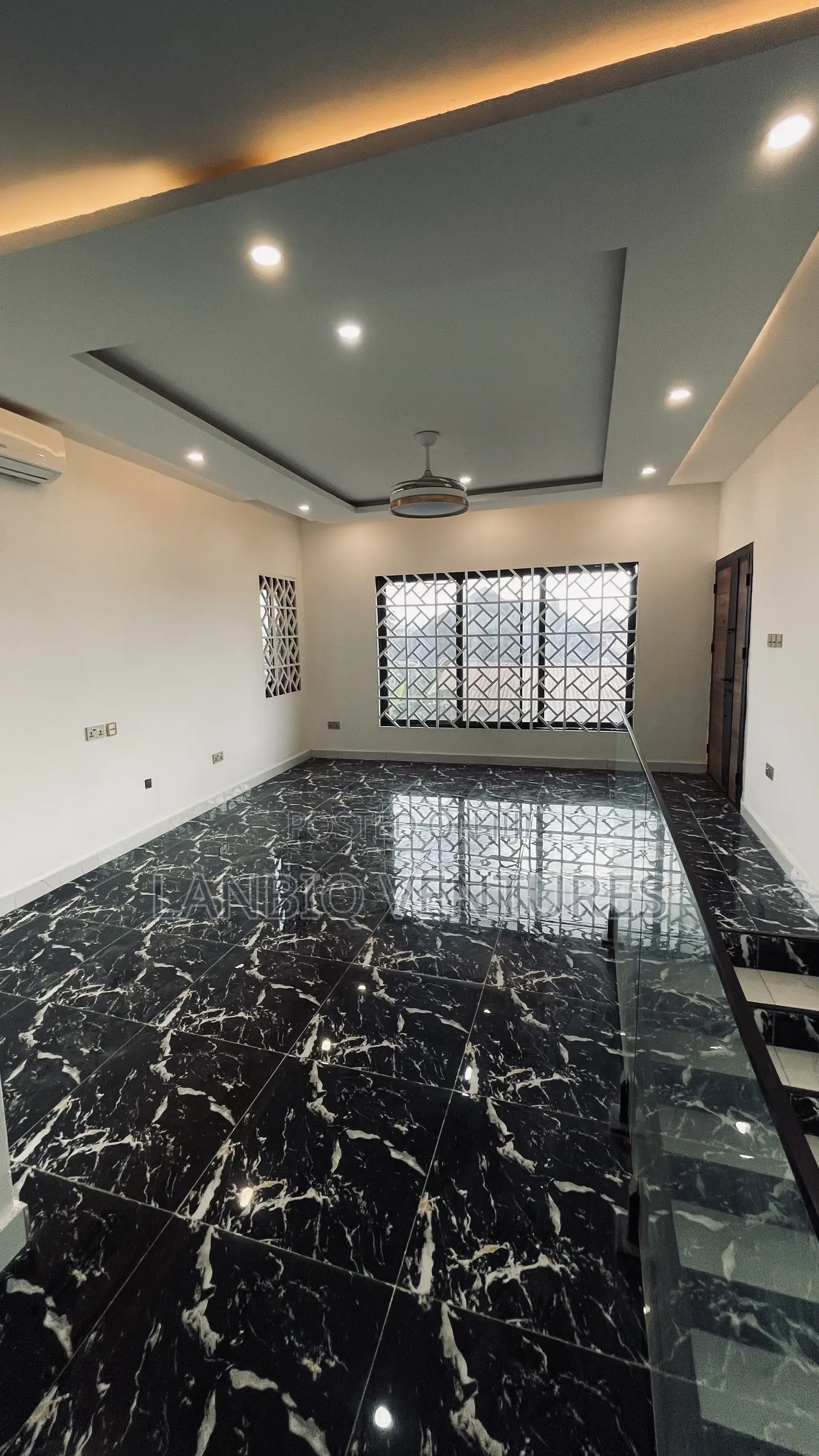3bdrm Townhouse / Terrace in Lapaz for rent