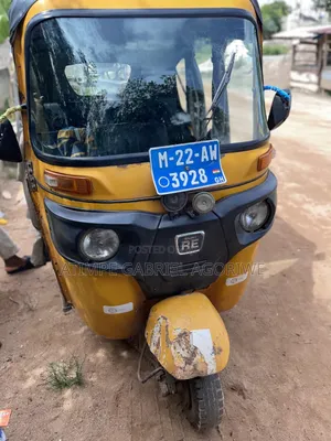 Bajaj RE 2022 Yellow
