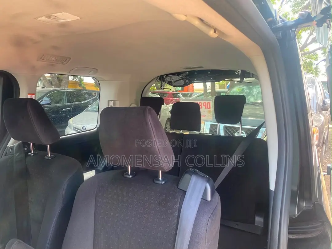 Toyota Voxy 2015 Black