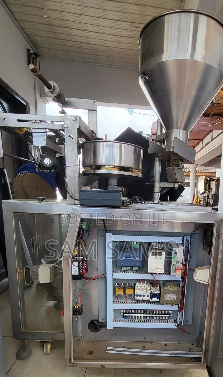 Commercial Vertical Form Packaging Machine