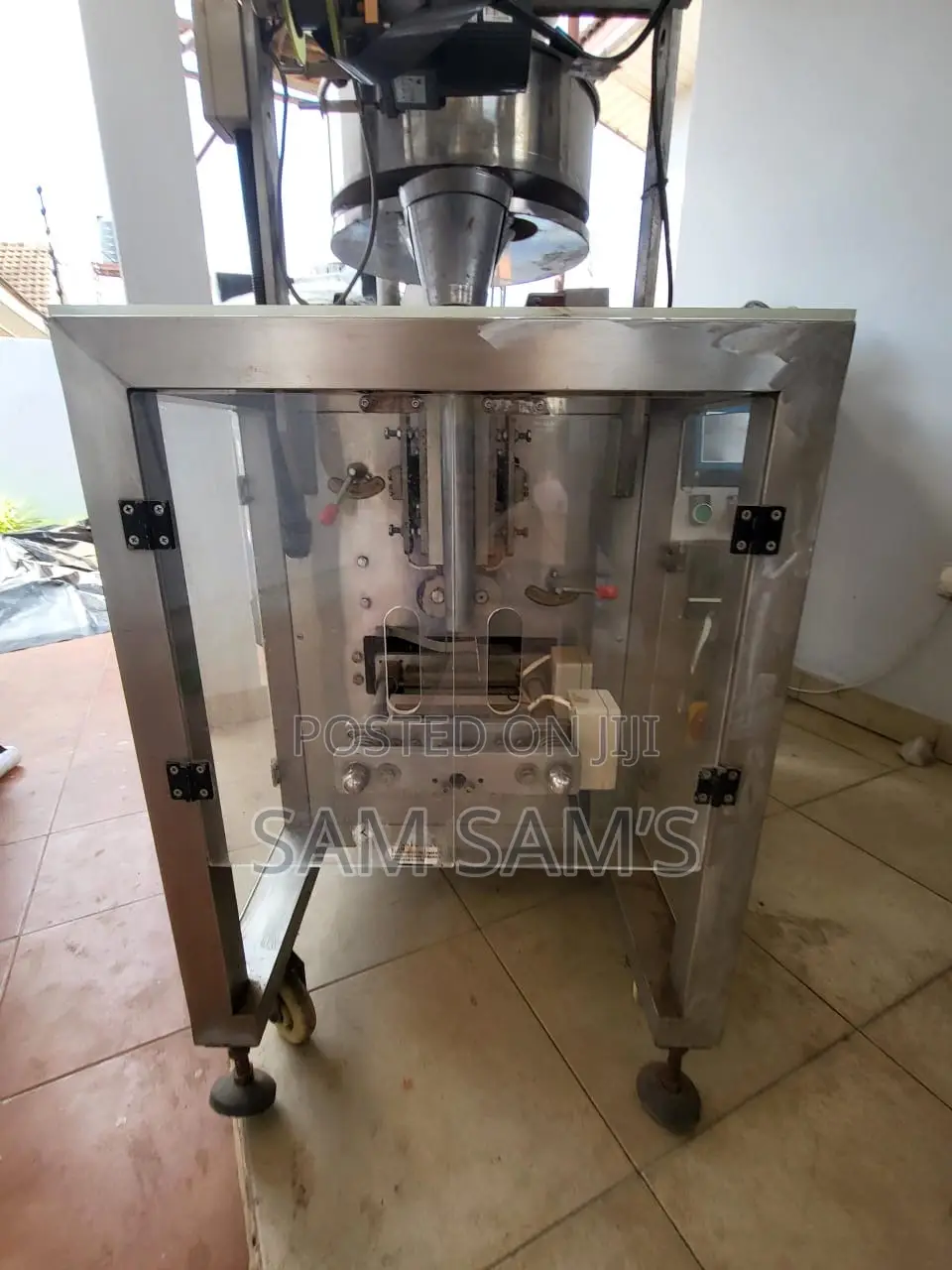 Commercial Vertical Form Packaging Machine