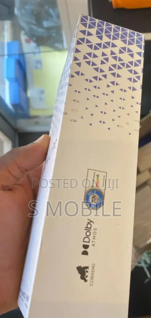 New Tecno Camon 40 Pro 5G 256 GB Blue