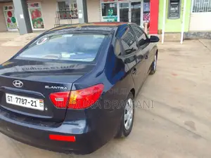 Hyundai Elantra 2011 Blue