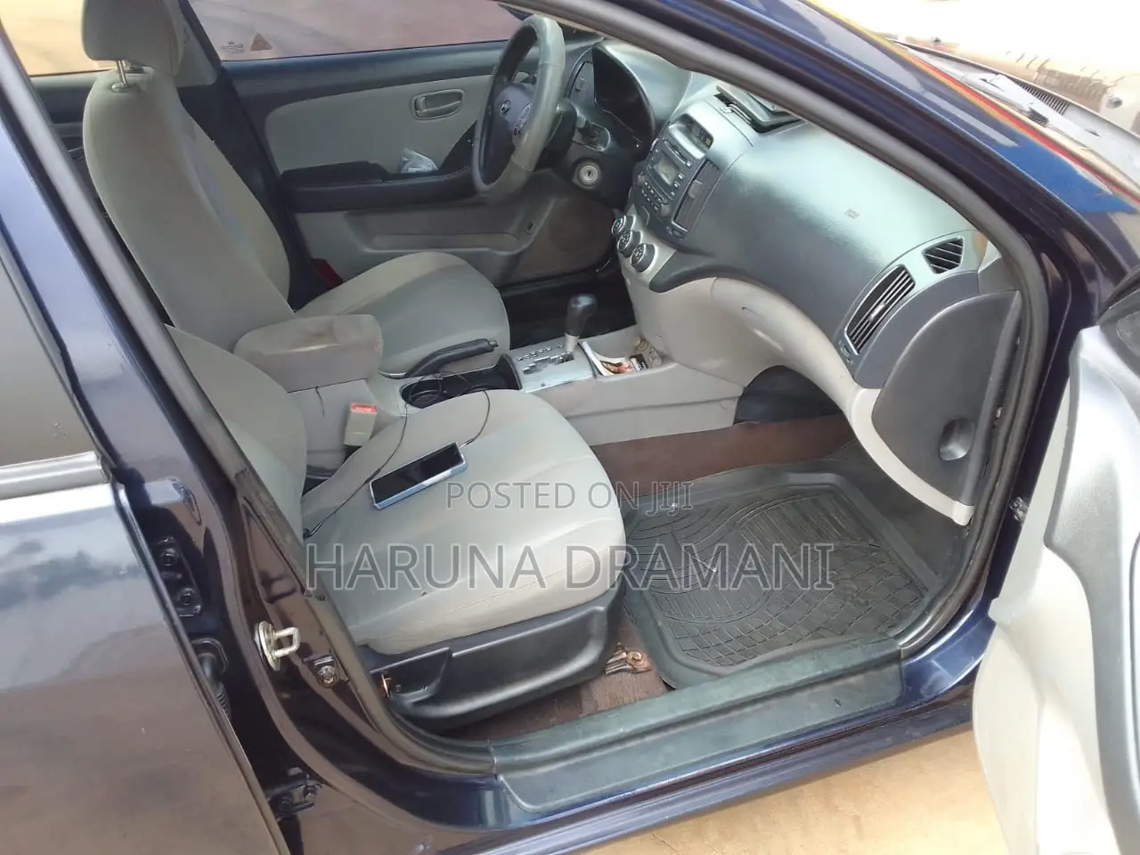 Hyundai Elantra 2011 Blue