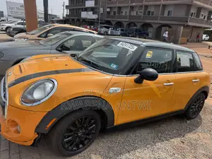 Mini Mini 2015 Yellow