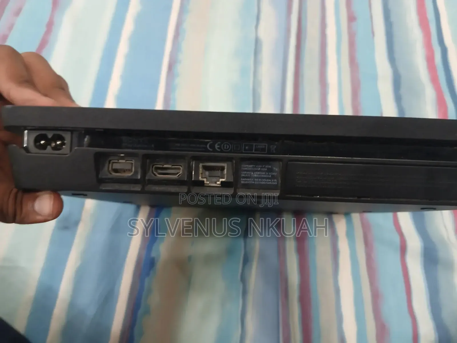 Playstation 4 Slim