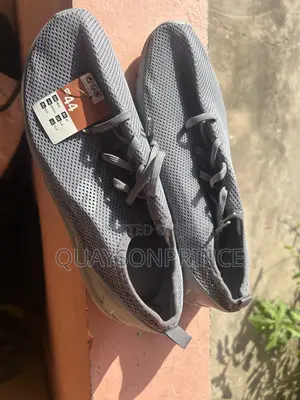 Quality Decathlon Running Shoes