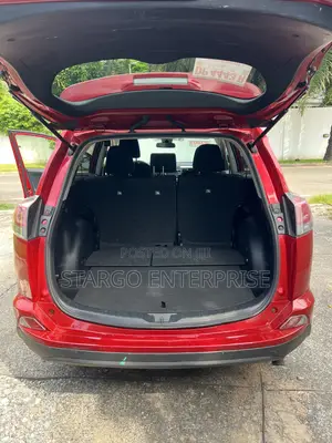 Toyota RAV4 LE AWD (2.5L 4cyl 6A) 2017 Red