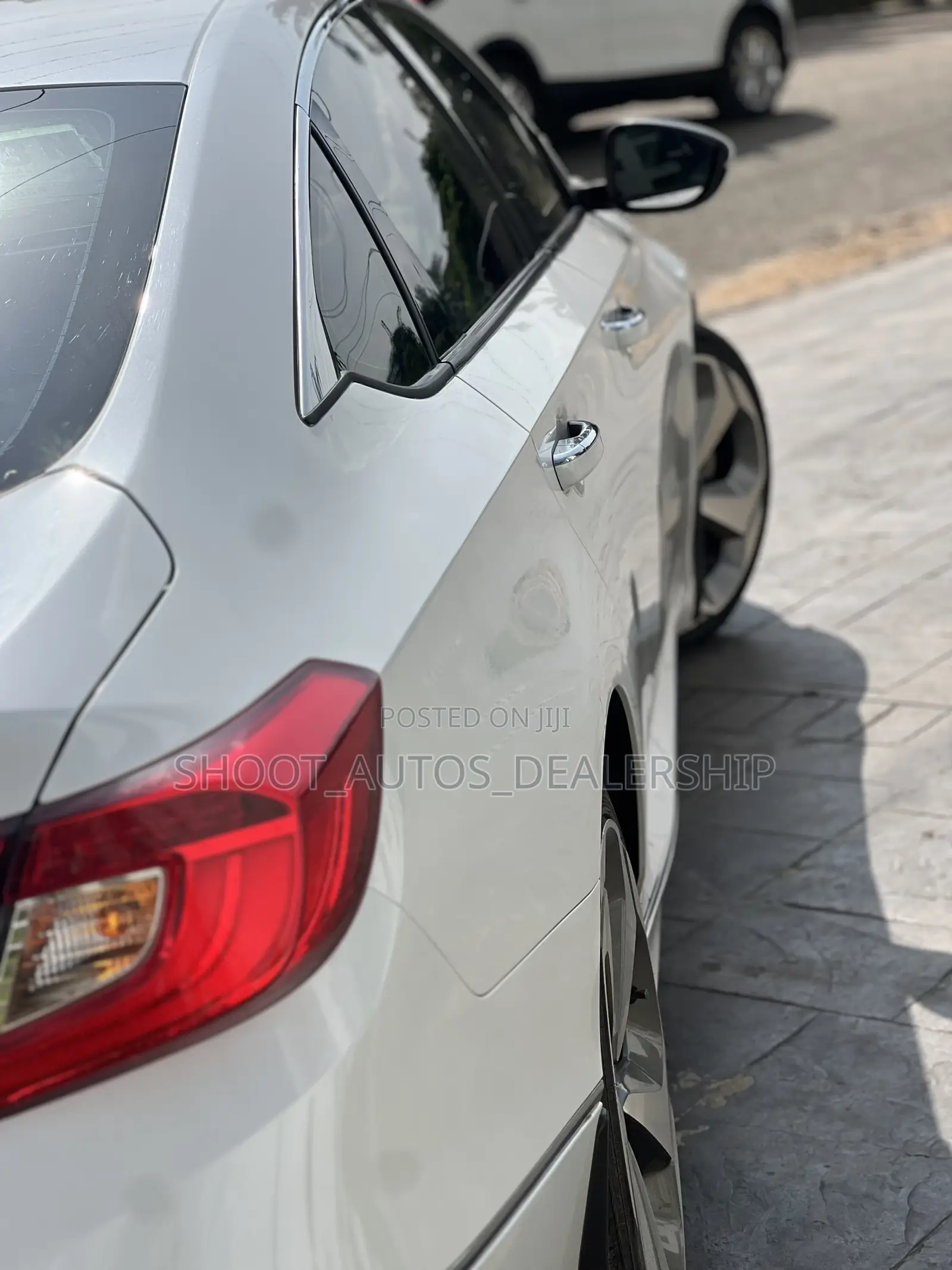 Honda Accord 2018 White