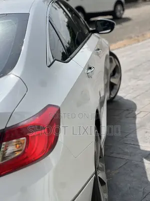 Honda Accord 2018 White
