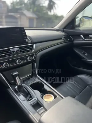 Honda Accord 2018 White