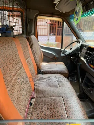 Mercedes-Benz Sprinter 2009 Pink