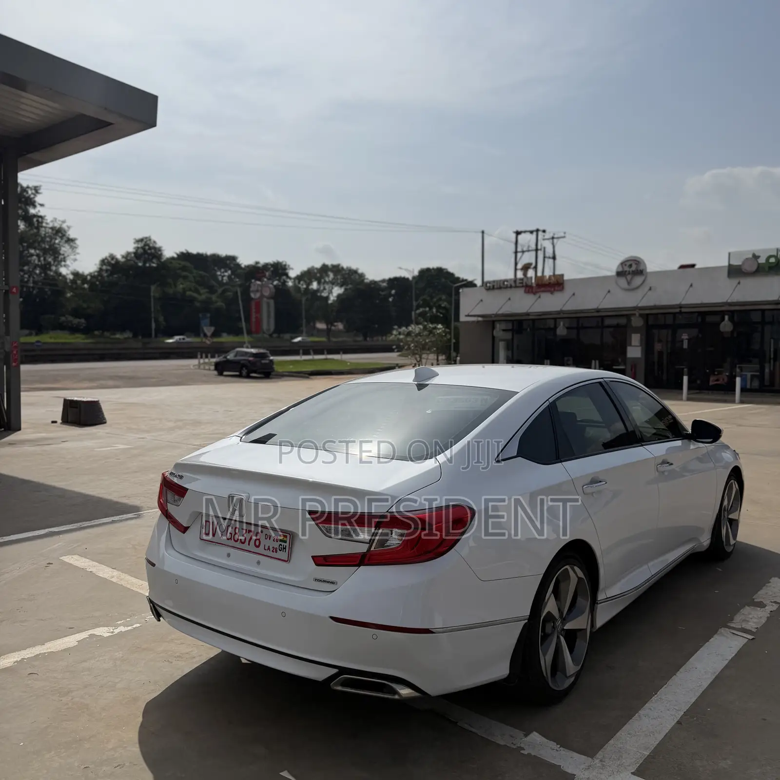 Honda Accord Touring 2018 White