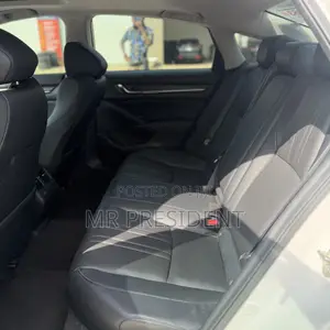 Honda Accord Touring 2018 White