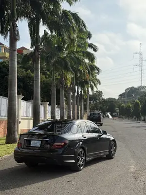 Mercedes-Benz C250 2013 Black