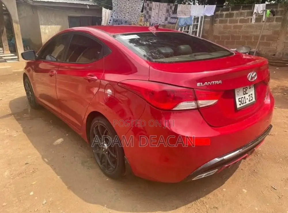 Hyundai Elantra Limited Sedan FWD (1.8L 4cyl 6A) 2013 Red