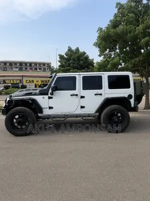 Jeep Wrangler Unlimited Sahara 4dr SUV 4WD (3.6L 6cyl 6M) 2015 White