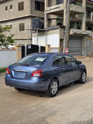 Toyota Yaris 2012 Blue