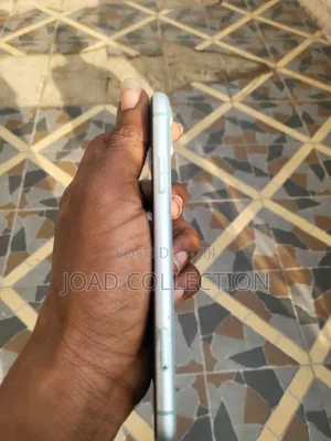 Apple iPhone 11 128 GB Green