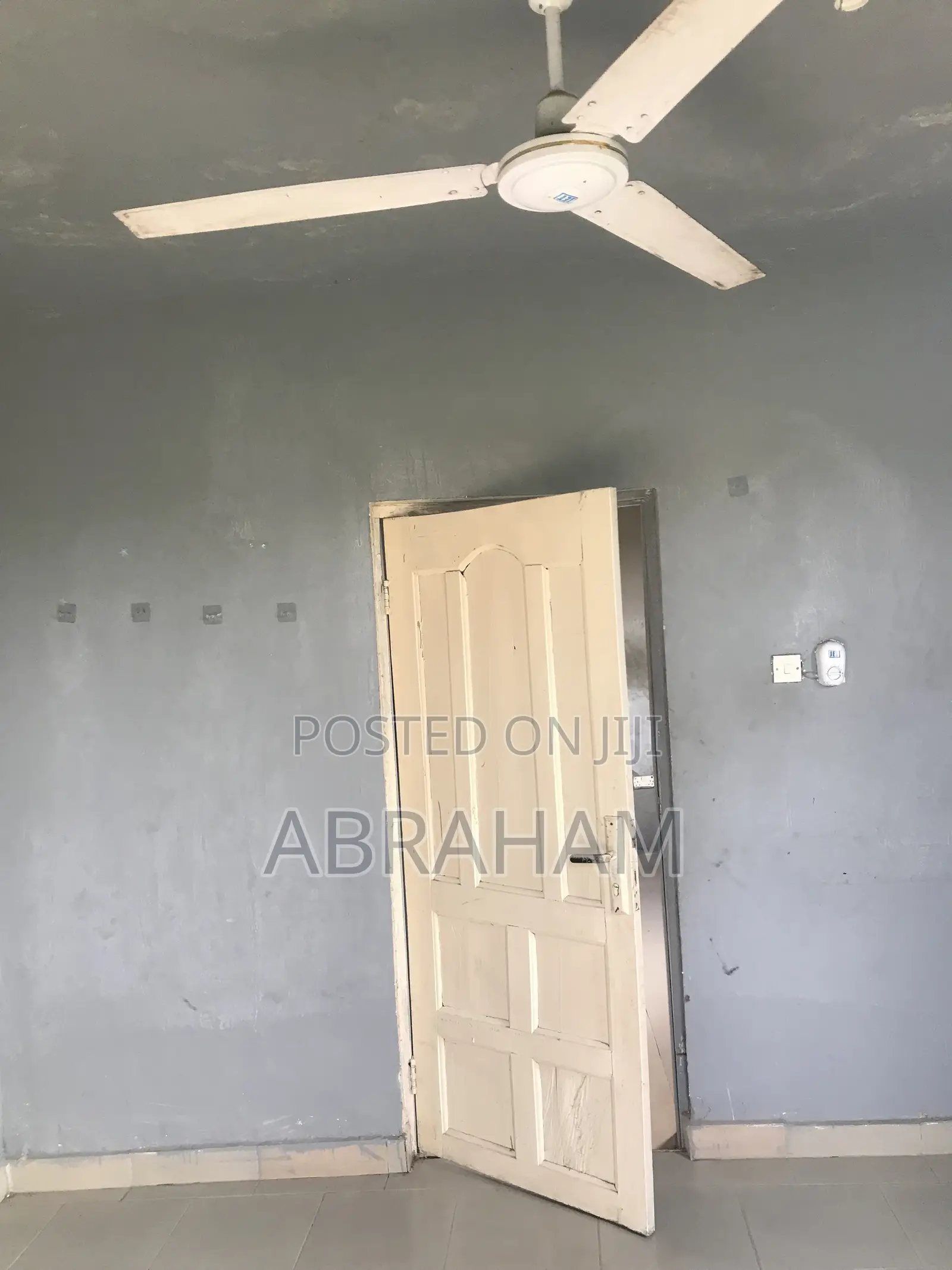 1bdrm Apartment in Afuaman Estate, Manhean for rent