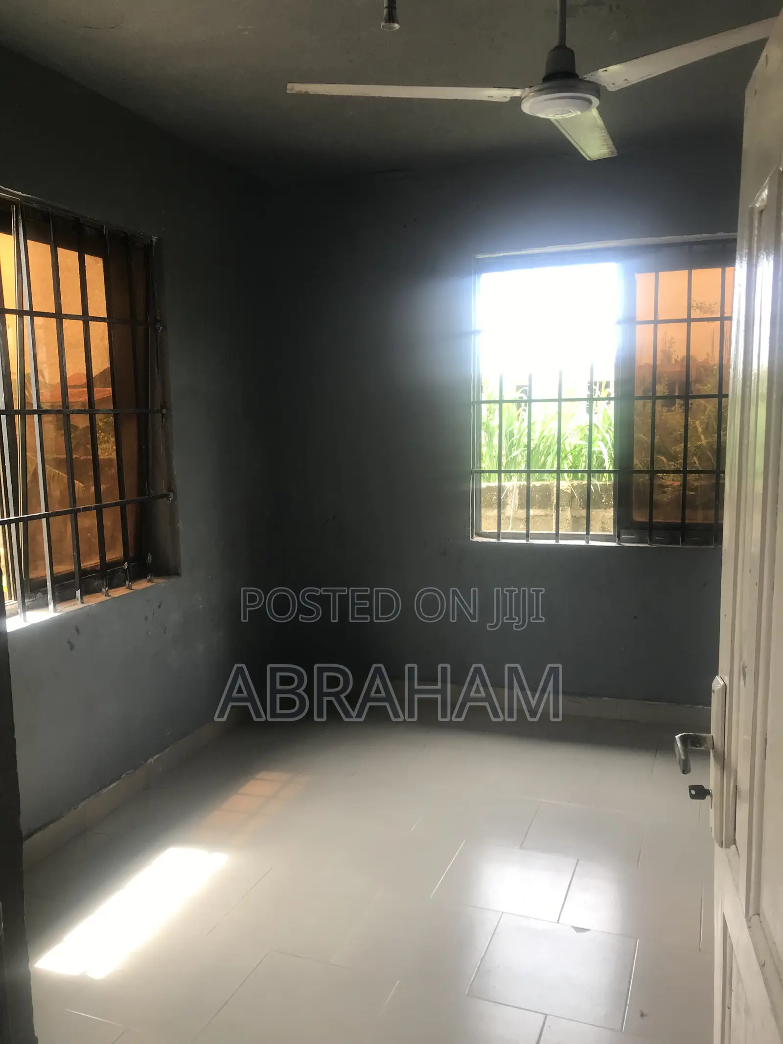 1bdrm Apartment in Afuaman Estate, Manhean for rent