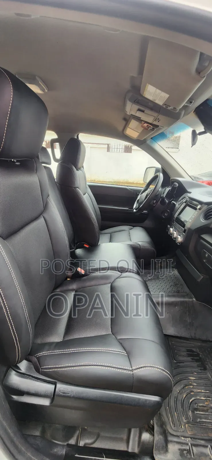 Toyota Tundra 2018 White