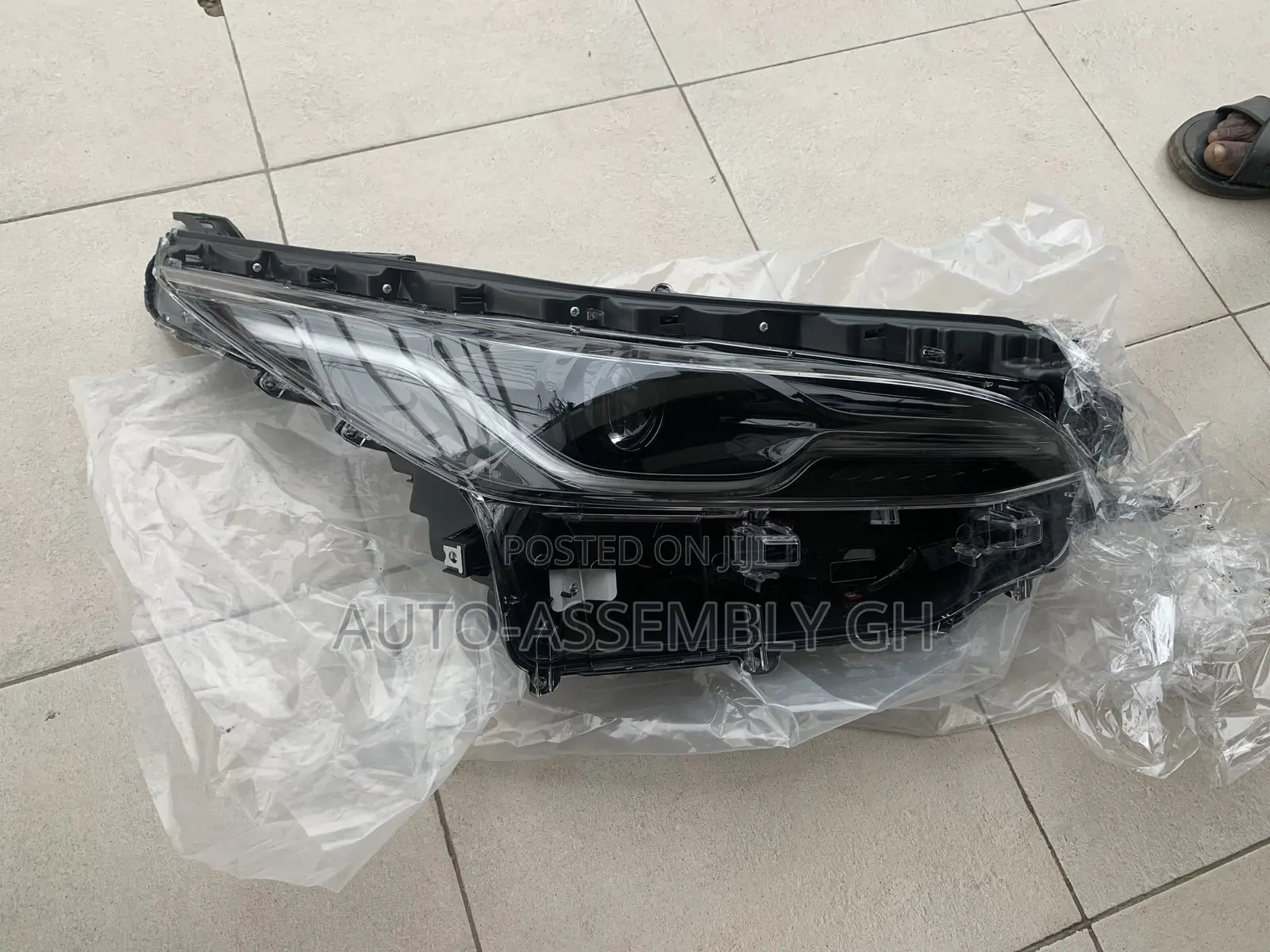 Toyota Fortuner Headlight 2020,2021,2022,2023,2024,2025,2026