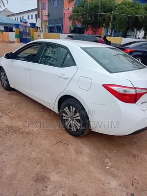 Toyota Corolla 2015 White