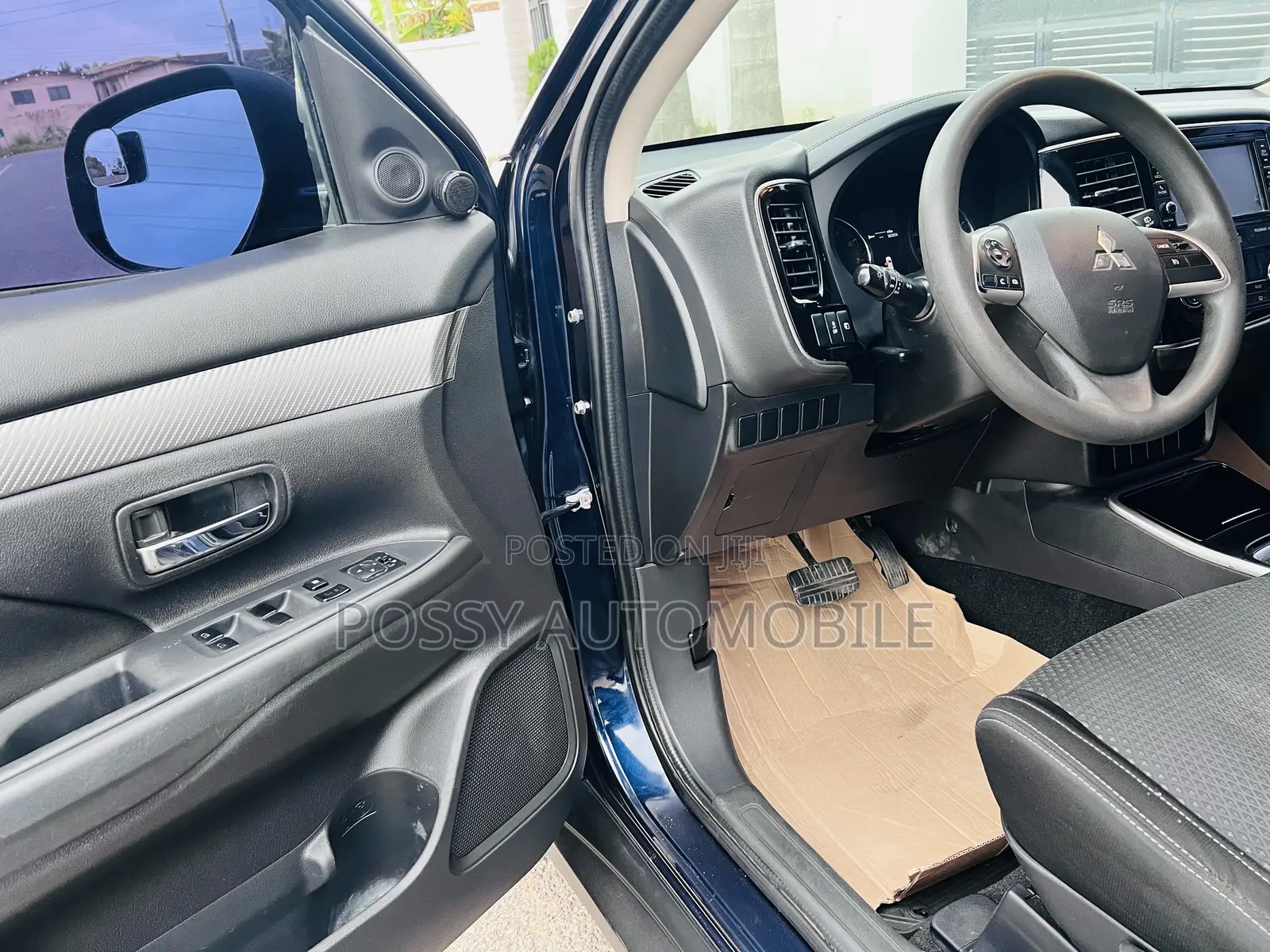 Mitsubishi Outlander LE FWD 2018 Blue