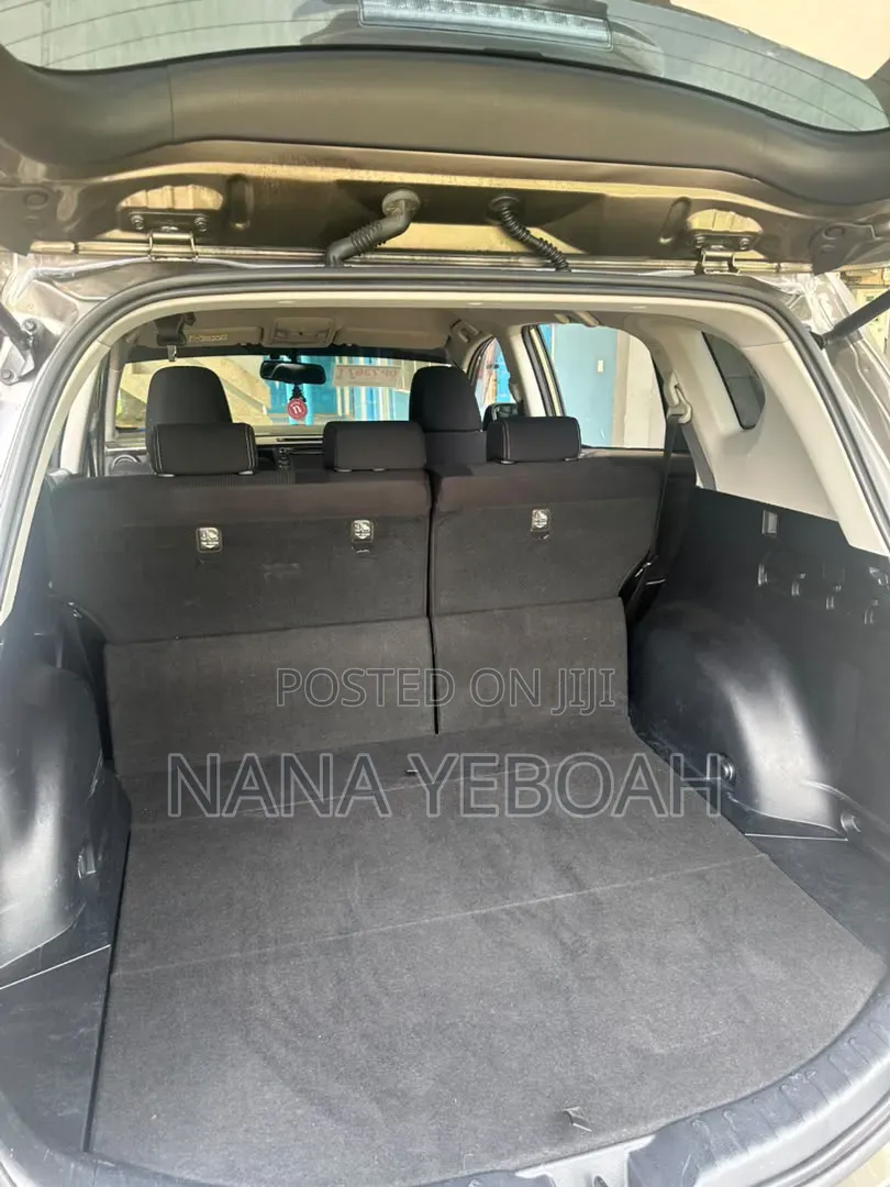 Toyota RAV4 LE AWD (2.5L 4cyl 6A) 2016 Gray