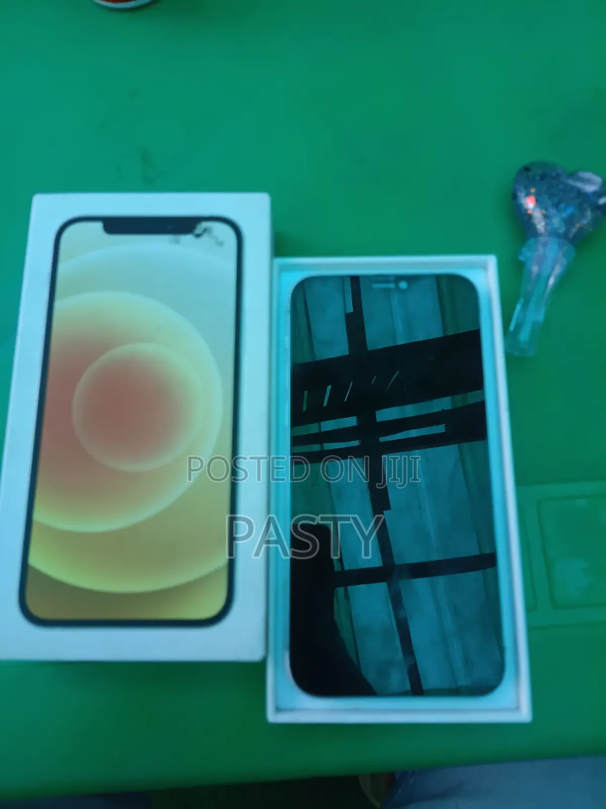 Apple iPhone 12 128 GB White