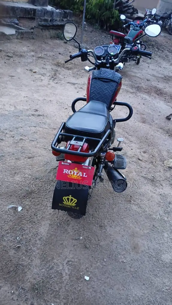 Royal RY150 2025 Red