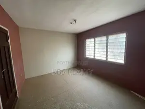 5bdrm Apartment in Ahodwo Melcom, Kumasi Metropolitan for rent