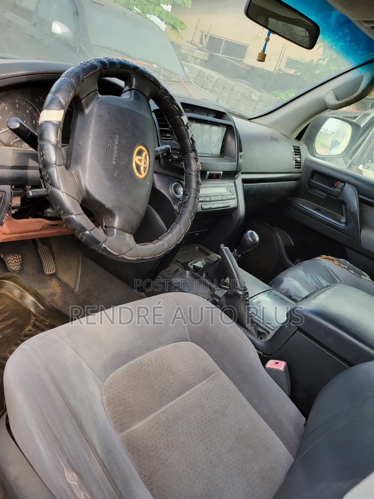 Toyota Land Cruiser 2011 Gray