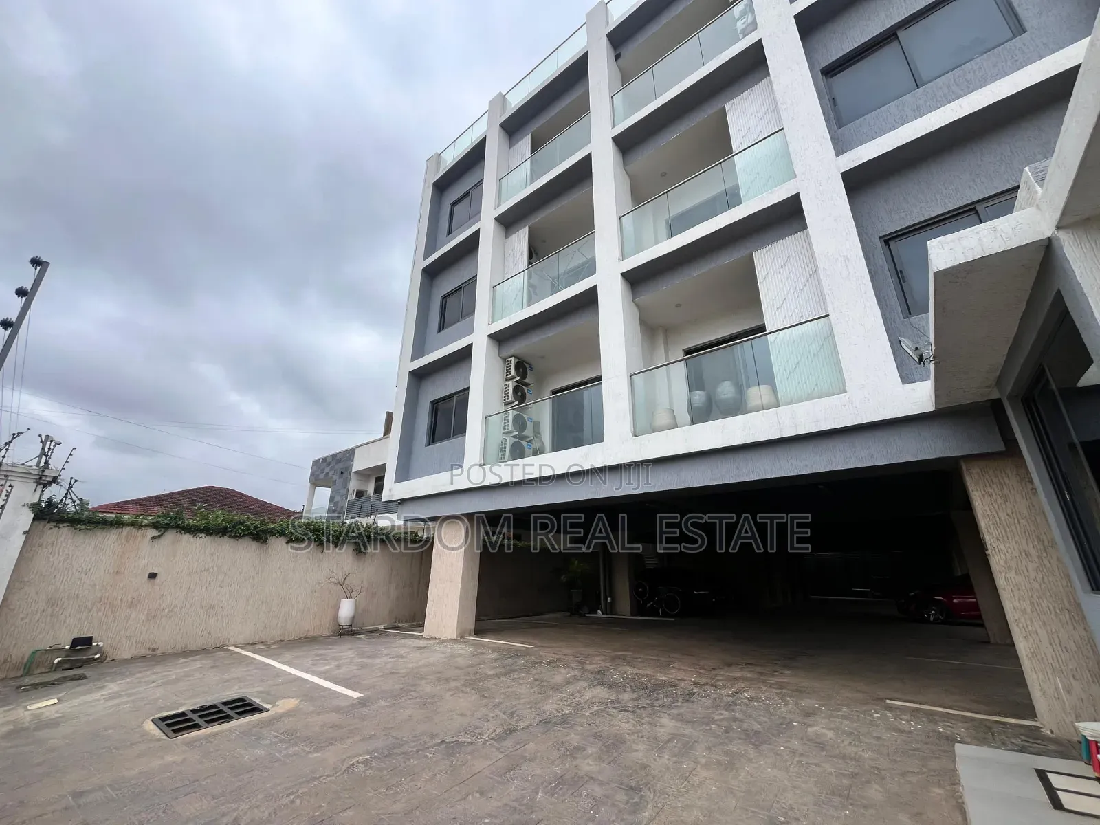 2bdrm Apartment in Adjiringanor, Ability for rent