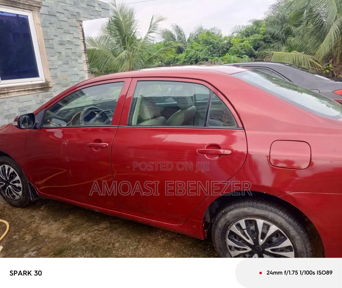 Toyota Corolla LE 4dr Sedan (1.8L 4cyl 4A) 2010 Red