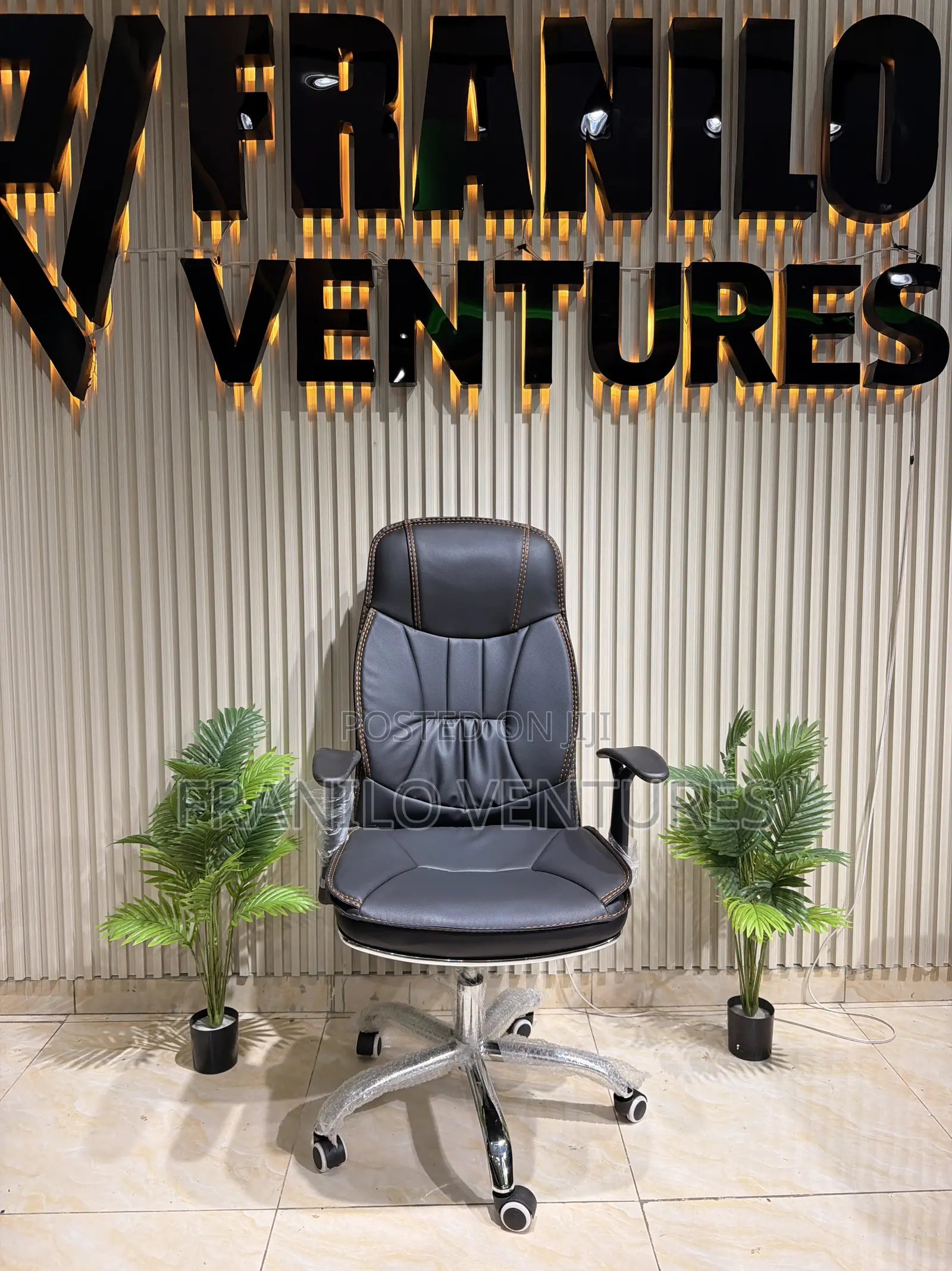 Office Chair With Armrest