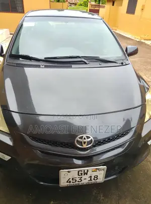 Toyota Yaris 2008 Gray