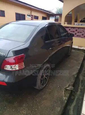 Toyota Yaris 2008 Gray