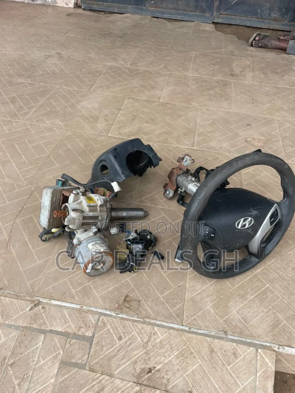 Elantra Complete Steer, 2011 Upto 2016