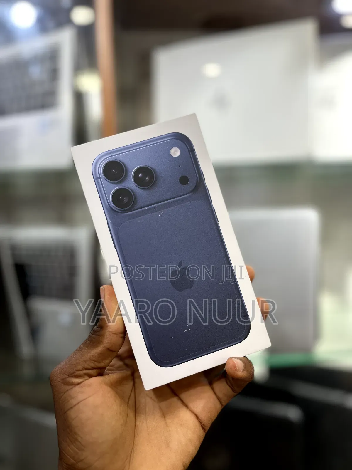 New Apple iPhone 17 Pro Max 256 GB Blue