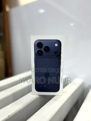New Apple iPhone 17 Pro Max 256 GB Blue