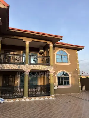 3bdrm Apartment in Atwima Kwanwoma for rent