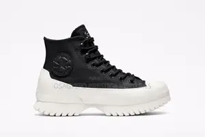 Converse Lugged 2.0 Platform Leather Sneakers