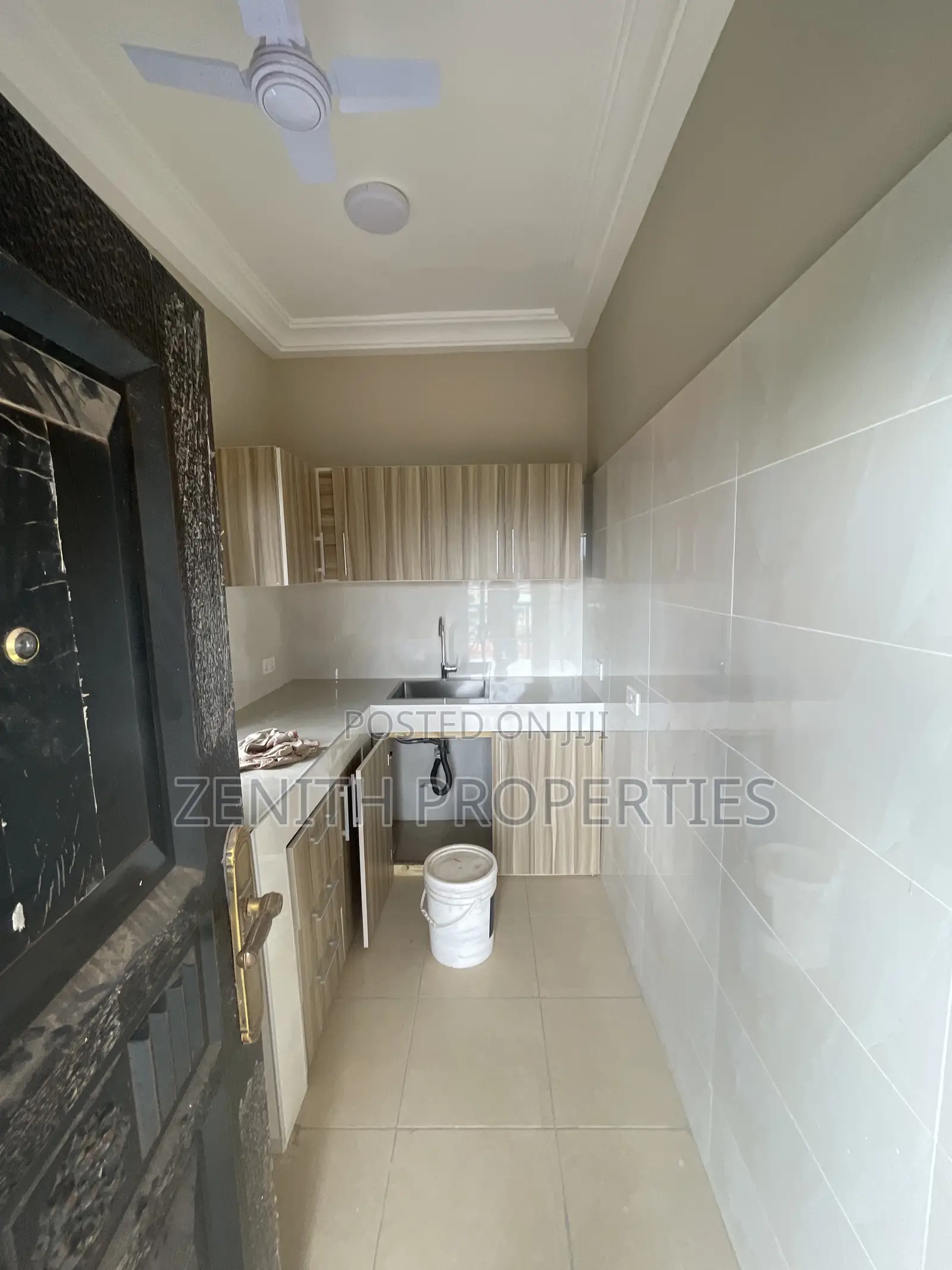 1bdrm Apartment in Zenith Properties, West Hills Mall Area for rent
