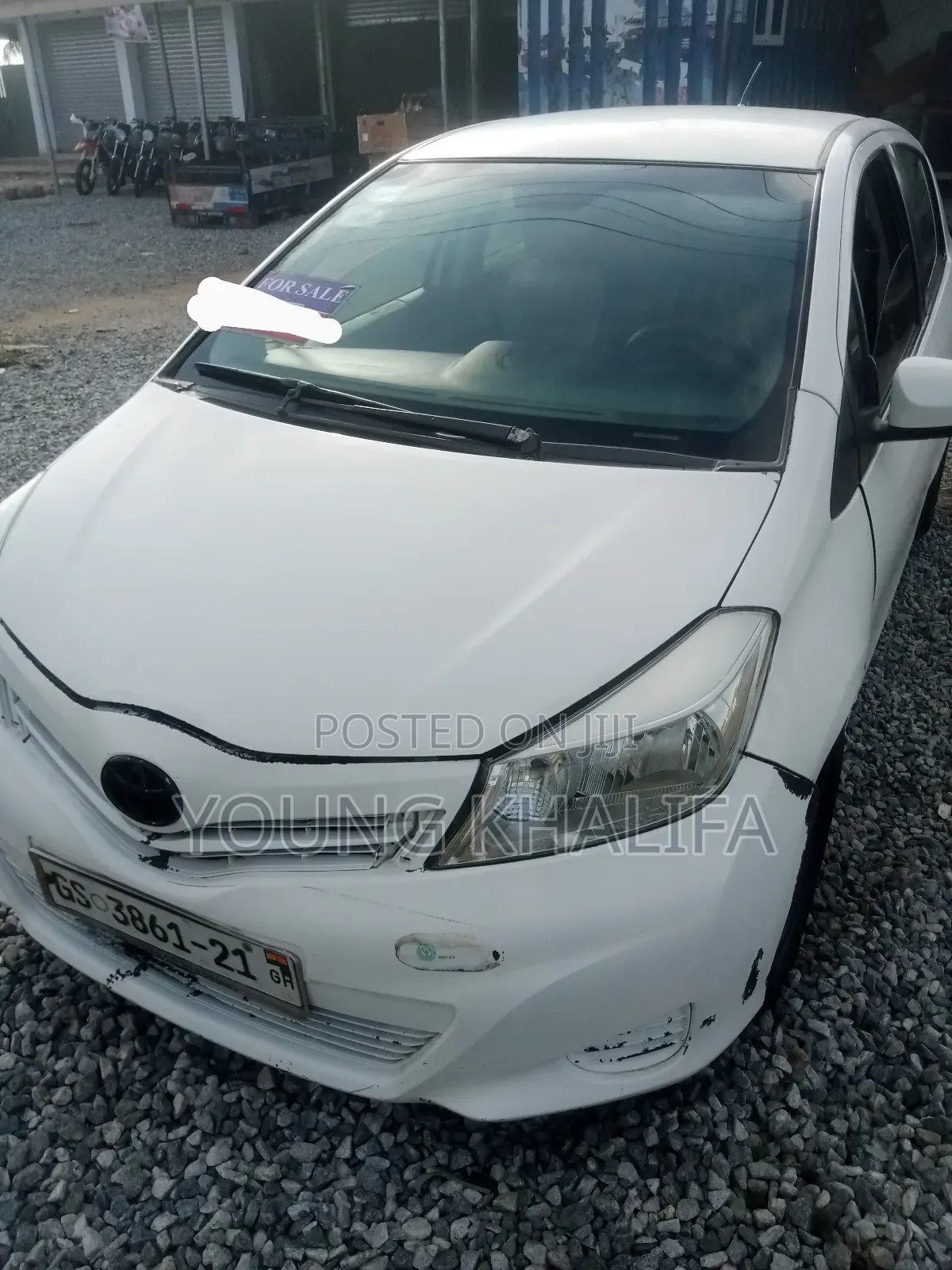 Toyota Yaris 2012 White