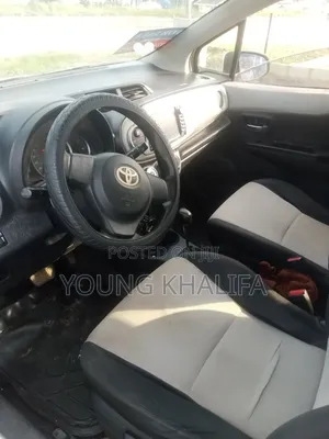Toyota Yaris 2012 White