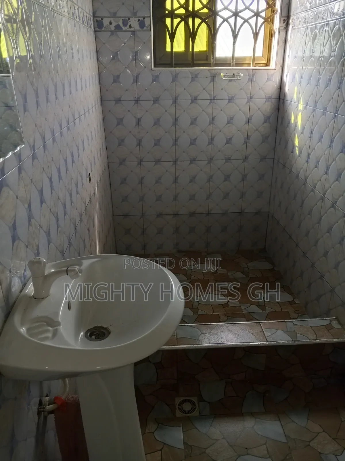 Studio Apartment in Mighty Homes, Kasoa for rent